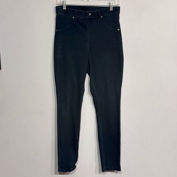 Hue | Women’s Ultra Soft Navy Blue Denim High Waist Skimmer Leggings Dark Wash - Picture 3 of 14